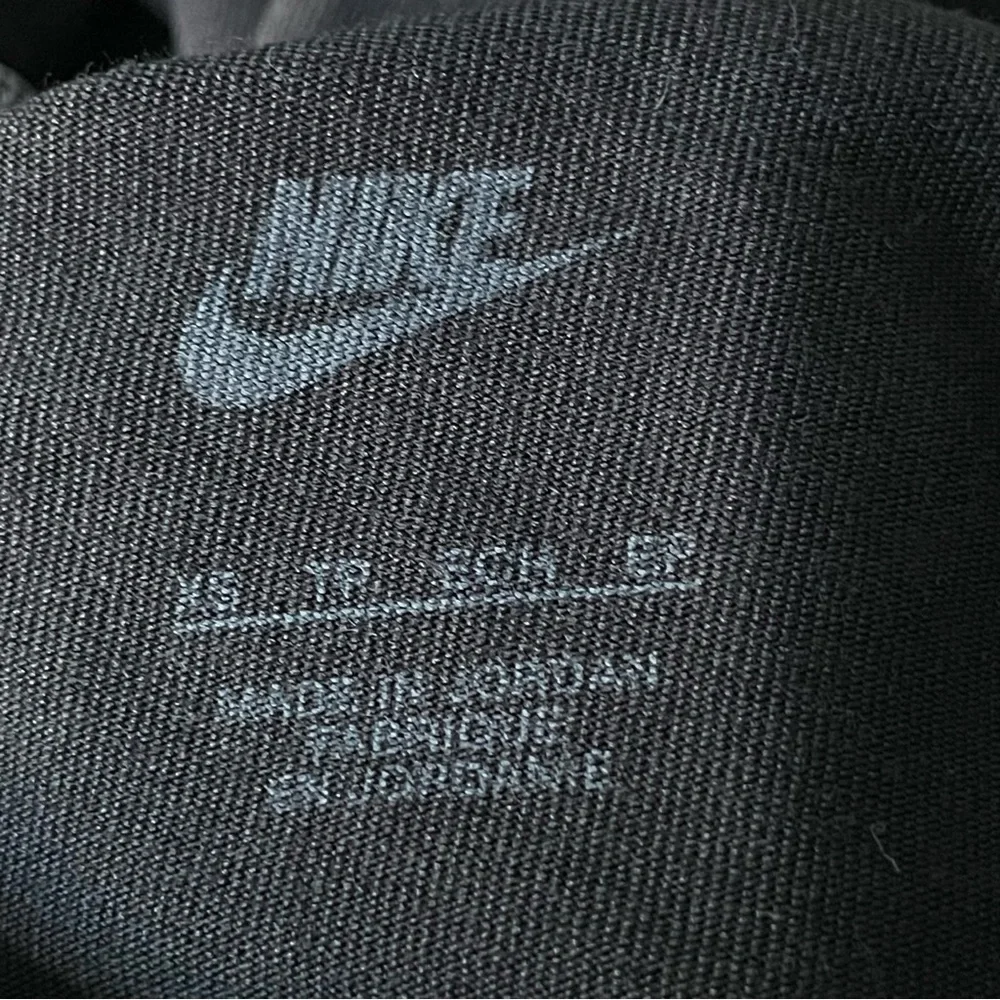 Nike Black Swoosh Graphic High-Rise Leggings Size XS - 47716